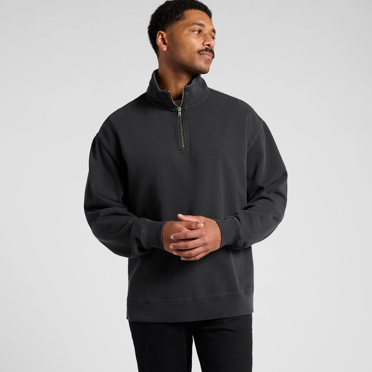 Relax Faded Half Zip - Detail View 7