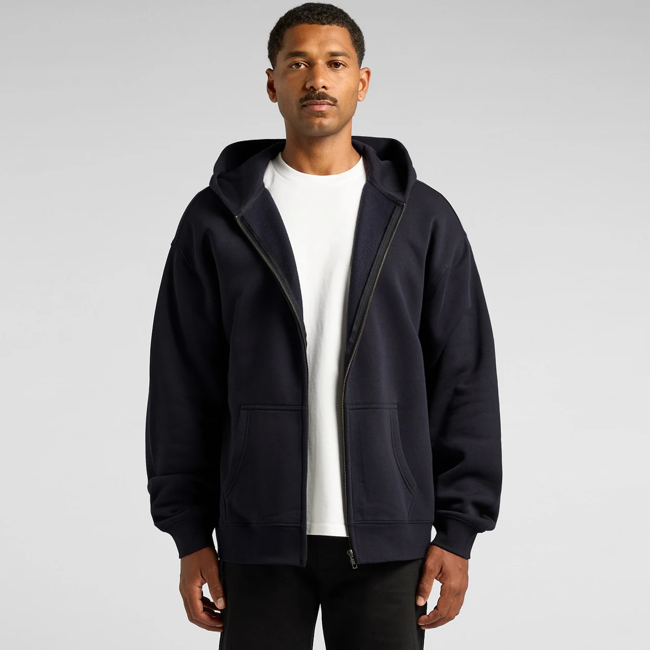Relax Zip Hood Gallery Relax Zip Hood - Detail View 2