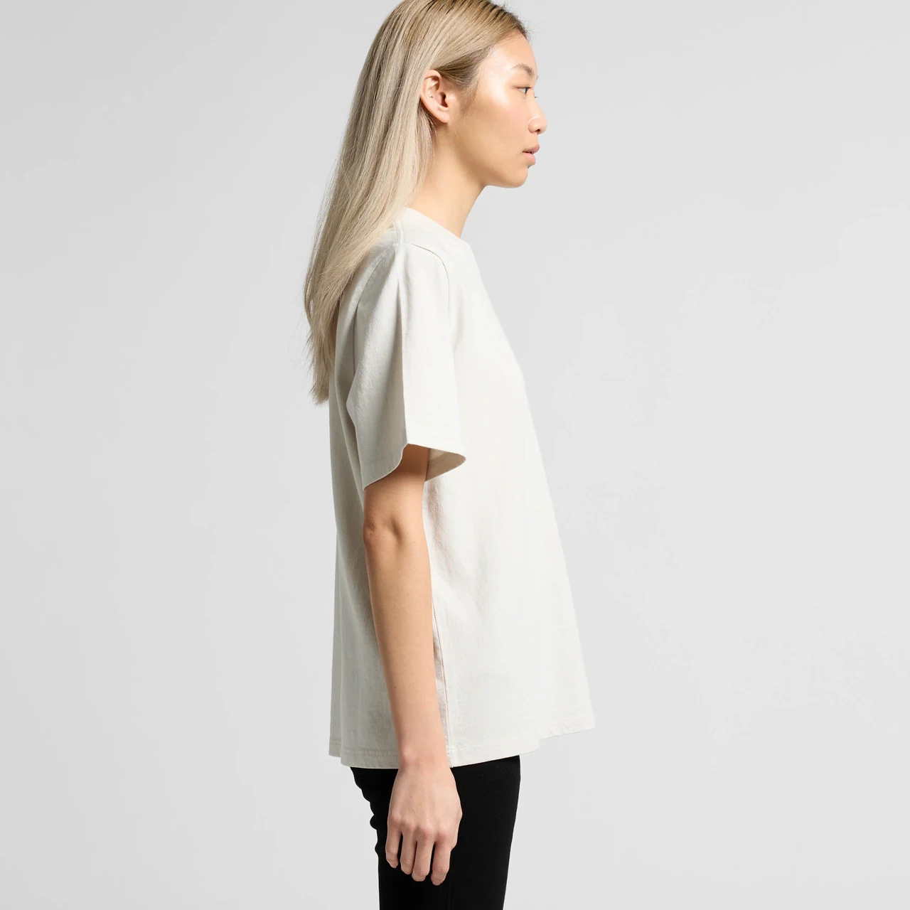 Wo's Heavy Faded Tee - Detail View 5