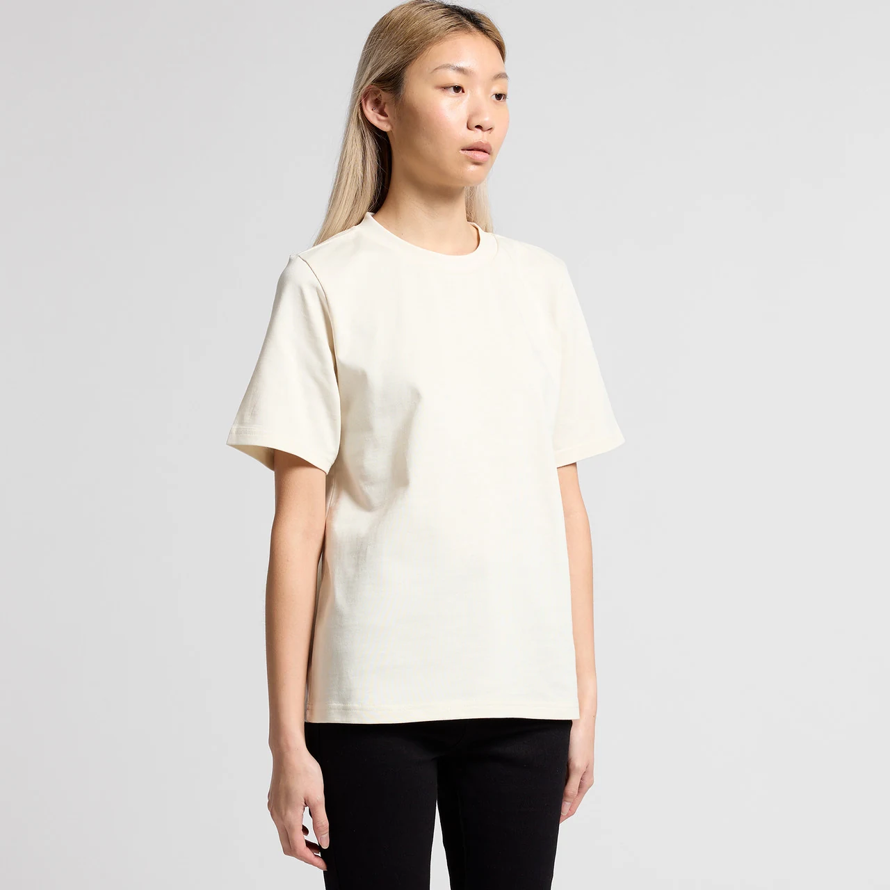 Wo's Heavy Tee - Detail View 4