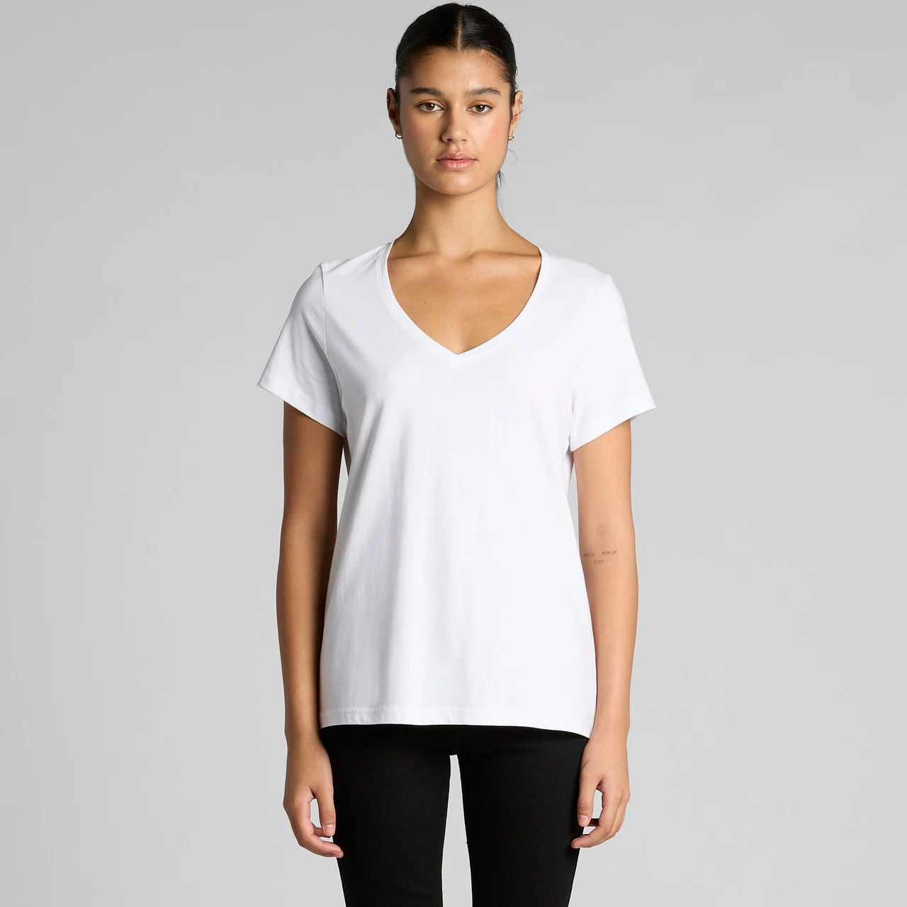 Wo's Maple V Neck Tee - Detail View 2