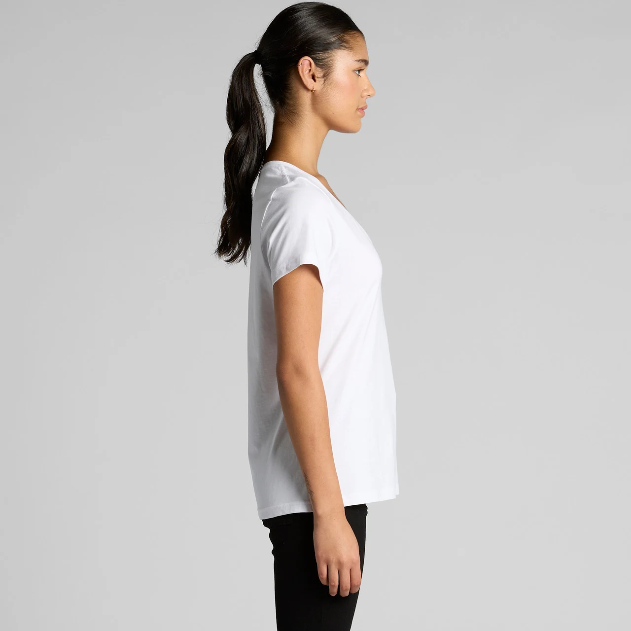 Wo's Maple V Neck Tee - Detail View 5