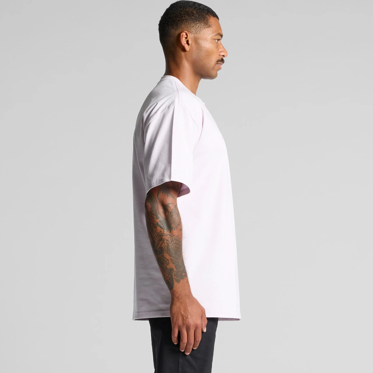 Heavy Tee - Detail View