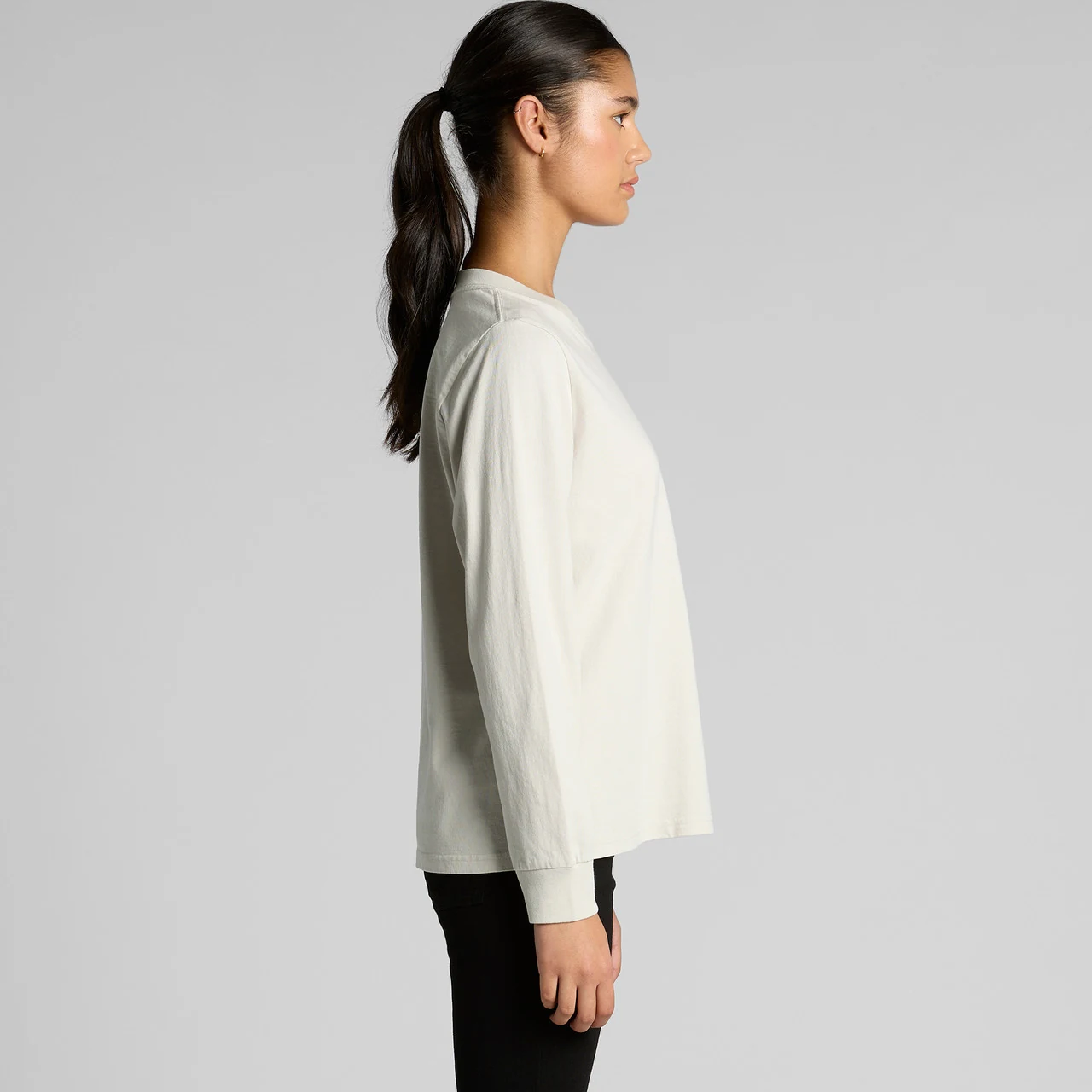 Wo's Heavy Faded L/S Tee - Detail View