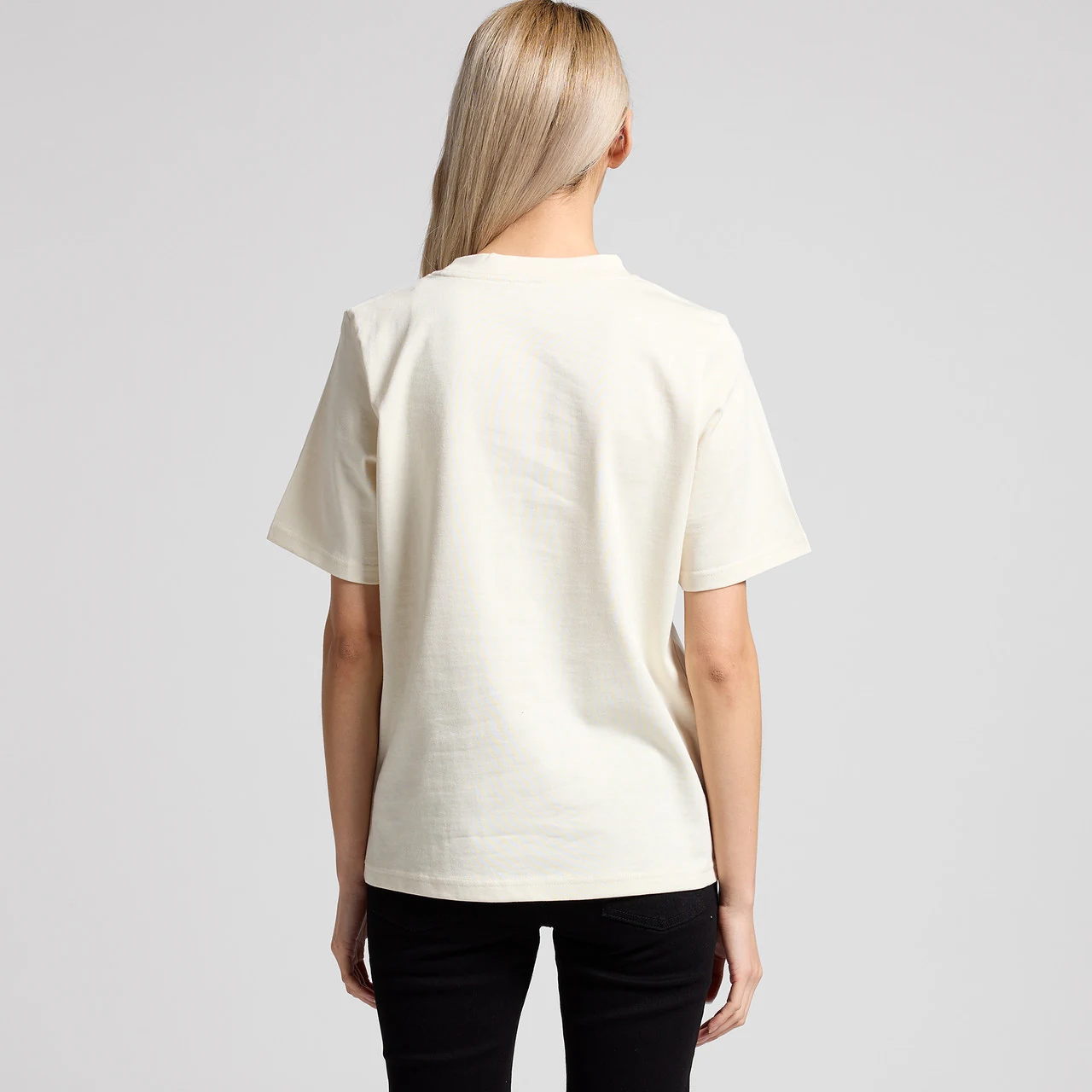 Wo's Heavy Tee - Detail View