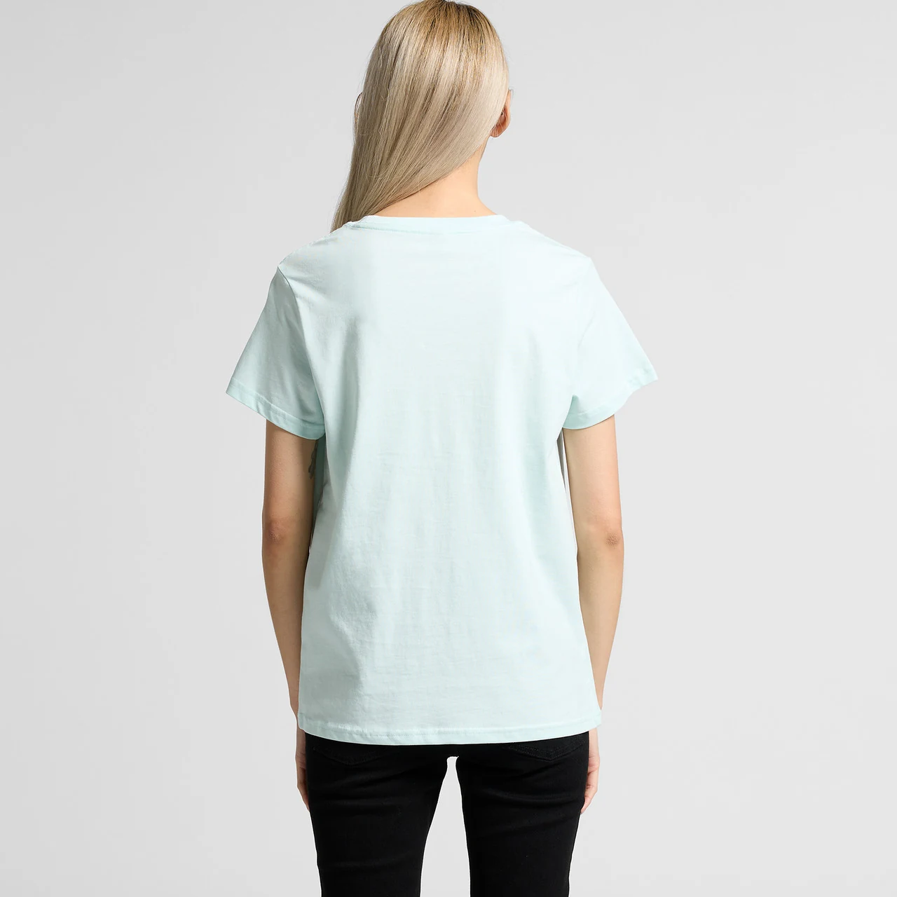 Wo's Maple Tee - Detail View